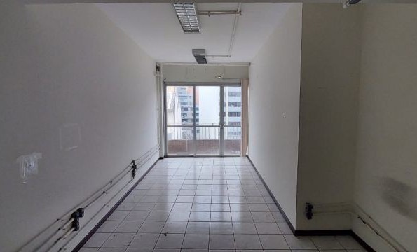 Sala para alugar, 838,81m² – Centro – Florianópolis.