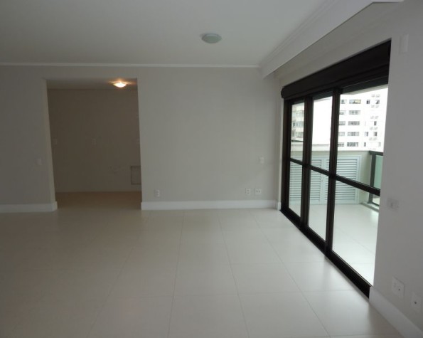 Estudio para alugar, com 76.4m² – Centro, Florianópolis/SC.