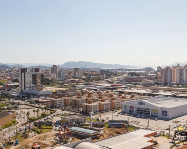 Sala para alugar, 584,45m² – Barreiros – São José, SC.