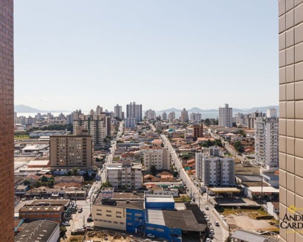 Sala para alugar, com 816.64m² – Barreiros, São José, SC.