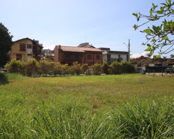 Terreno para alugar, 450,00m² – Jurerê- Florianópolis.