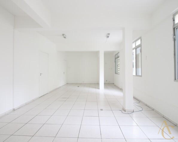 Sala para alugar, com 40,39m² – Centro, Florianópolis, SC.