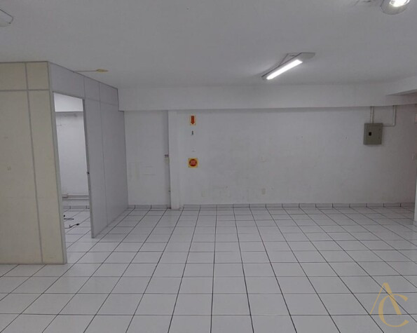 Prédio/Loja/sala para alugar, 308,55m² – Centro – Florianópolis.