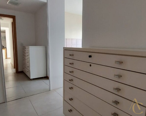 Apartamento para alugar, com 83,45m², 2 suítes – Abraão – Florianópolis, SC.