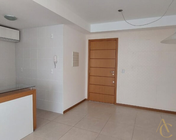 Apartamento para alugar, com 83,45m², 2 suítes – Abraão – Florianópolis, SC.