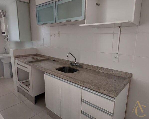 Apartamento para alugar, com 83,45m², 2 suítes – Abraão – Florianópolis, SC.