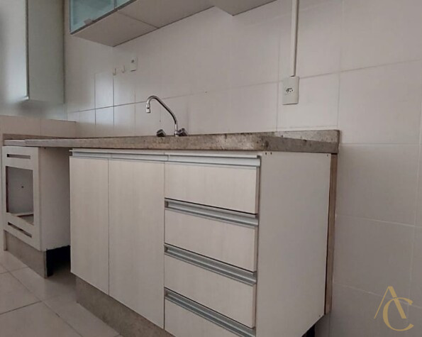 Apartamento para alugar, com 83,45m², 2 suítes – Abraão – Florianópolis, SC.