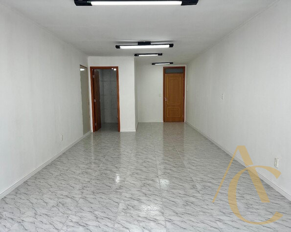 Sala para alugar, 39m² – Centro, Florianópolis, SC.