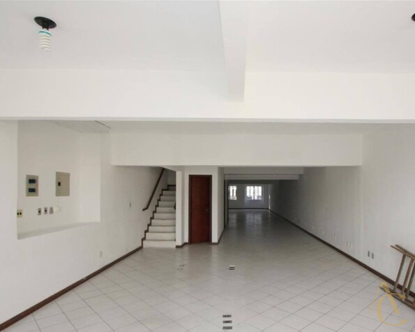 Sala para alugar, com 306m² – Centro, Florianópolis, SC.