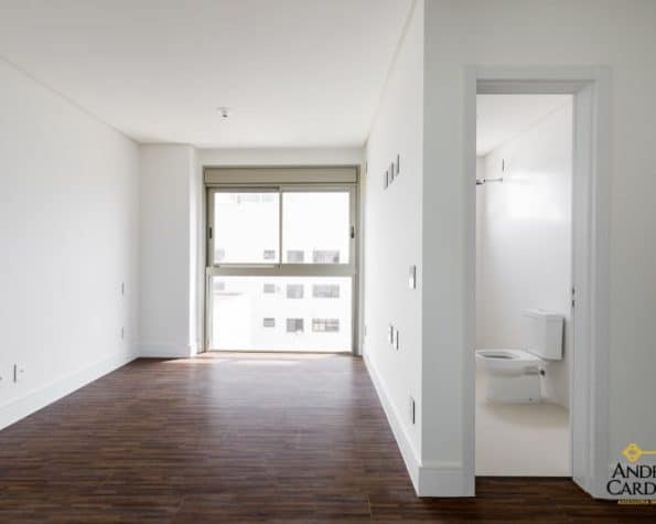 Apartamento com 3 quartos, 3 suites e 5 banheiros para à venda, 343,74m² – Centro – Florianópolis