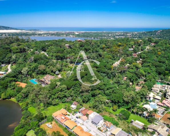 Terreno à venda – Lagoa da Conceição – Florianópolis, SC.