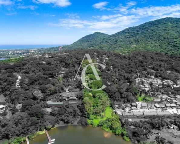 Terreno à venda – Lagoa da Conceição – Florianópolis, SC.