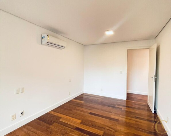 Apartamento para alugar, 4 suítes e vista para o mar – Agronômica – Florianópolis.