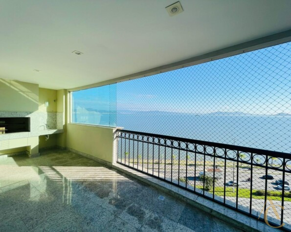 Apartamento para alugar, 4 suítes e vista para o mar – Agronômica – Florianópolis.