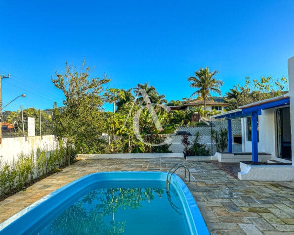 Casa residencial para locação – Lagoa da Conceição – Florianópolis/SC.