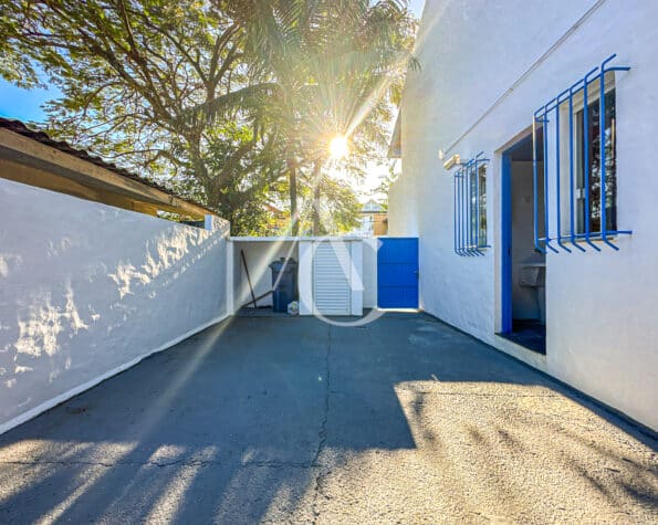 Casa residencial para locação – Lagoa da Conceição – Florianópolis/SC.