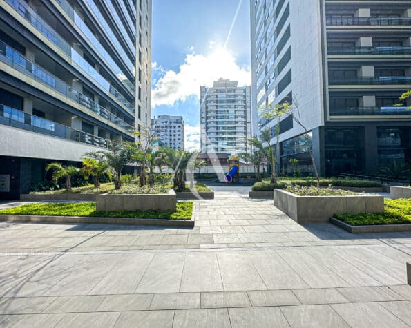 Apartamento à venda, 2 quartos sendo 1 suíte – Centro – Florianópolis, SC.