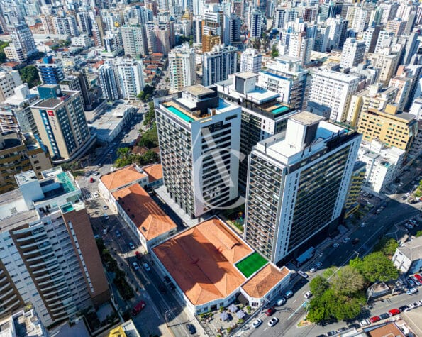 Apartamento à venda, 2 quartos sendo 1 suíte – Centro – Florianópolis, SC.