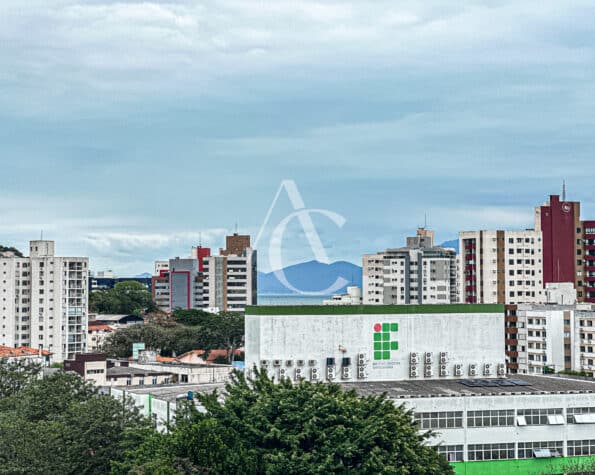 Studio com sacada à venda – Centro – Florianópolis.