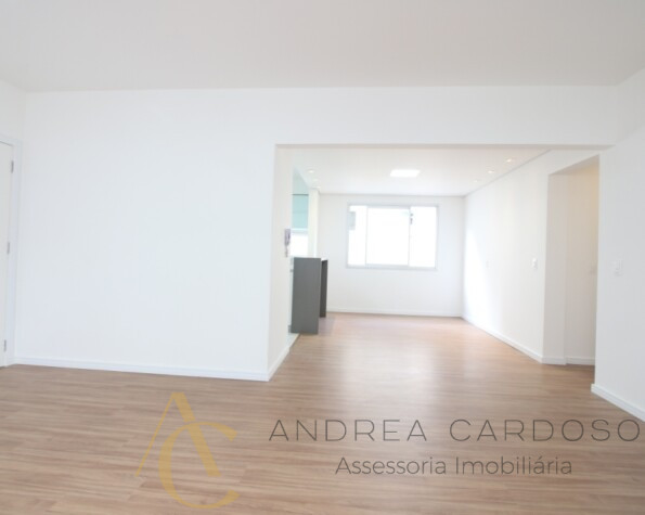 Apartamento para locação, 03 quartos sendo 01 suíte – Centro – Florianópolis.