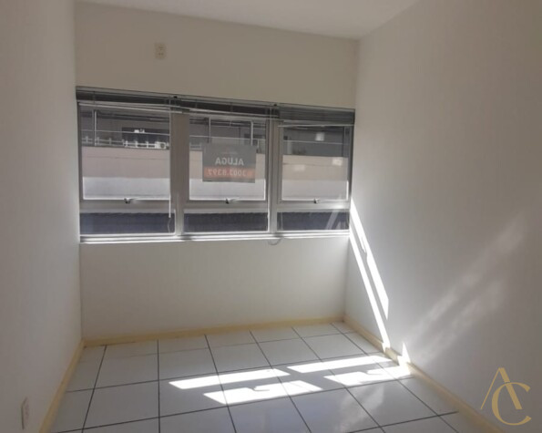 Sala para locação, com 32,75 m², Centro, Florianópolis, SC