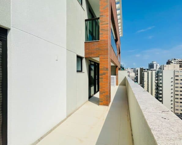 Apartamento para alugar – 2 suítes – Centro – Florianópolis, SC.