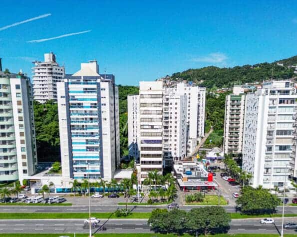 Apartamento frente mar à venda  – Agronômica, Florianópolis, SC.