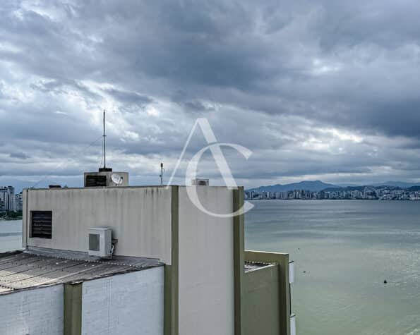 Apartamento à venda – Duplex –  Agronômica – Florianópolis, SC.