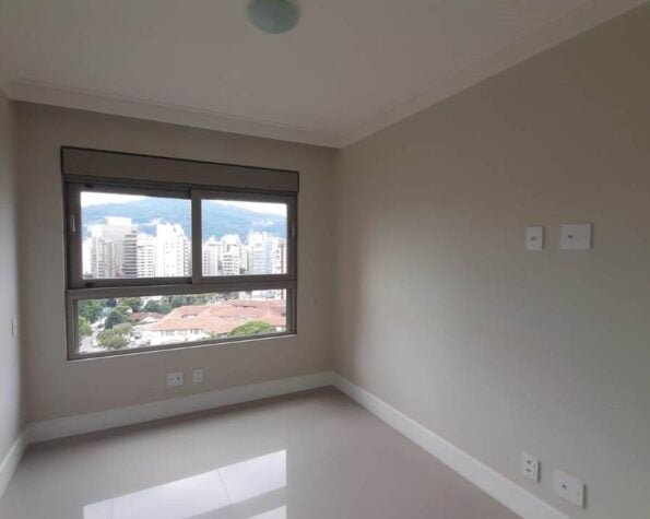 Apartamento para alugar, 2 suítes, Centro, Florianópolis, SC.