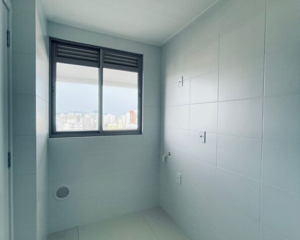 Apartamento para alugar, 2 suítes, Centro, Florianópolis, SC.