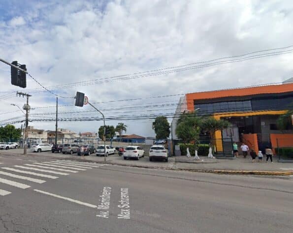 Loja para locação, com estacionamento, Jardim Atlântico, Florianópolis, SC.