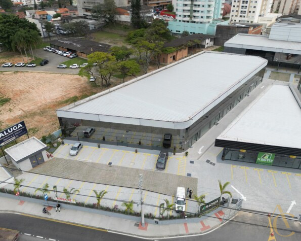 Loja para alugar Br-101, Floresta, São José, SC.