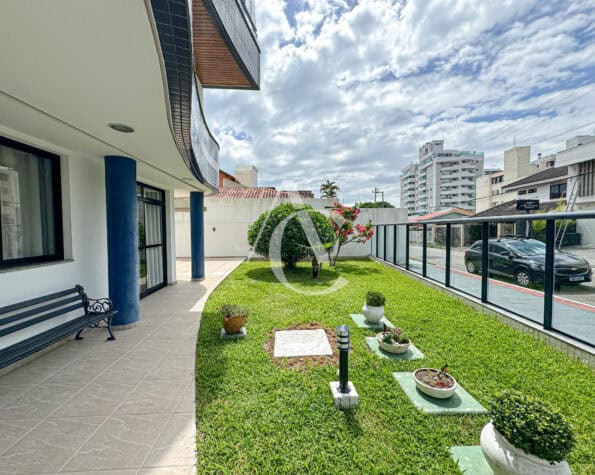 Apartamento à venda – Mobiliado – Estreito – Florianópolis, SC.