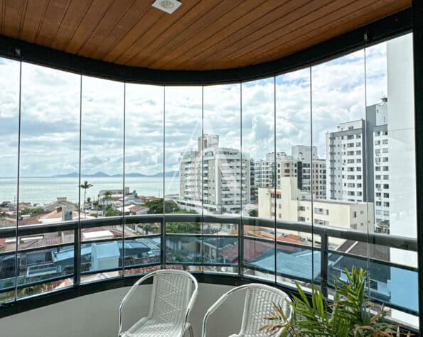 Apartamento à venda – Mobiliado – Estreito – Florianópolis, SC.