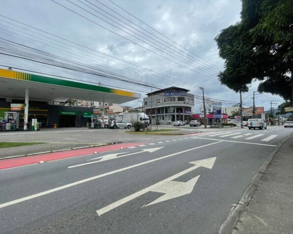 Prédio para locação, Pantanal, Florianópolis, SC.