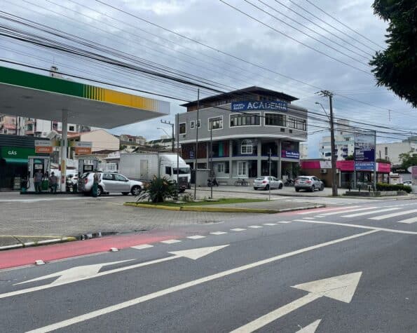 Prédio para locação, Pantanal, Florianópolis, SC.