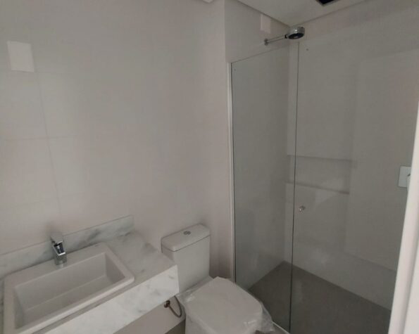 Apartamento para alugar, com 3 suítes, Estreito, Florianópolis, SC.