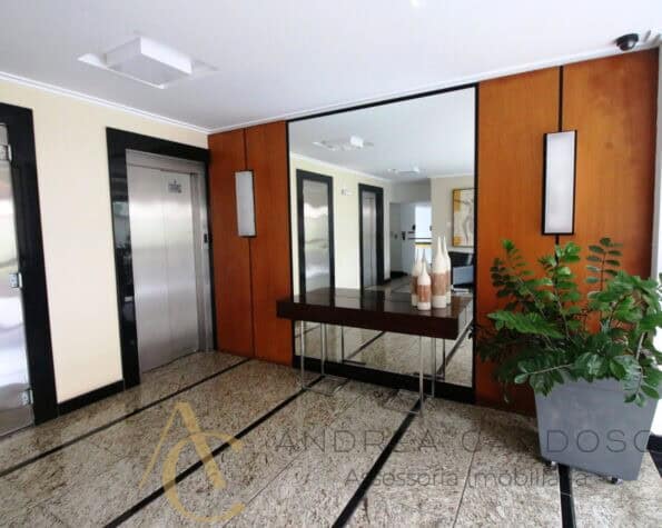 Apartamento à venda, 3 suítes, 3 vagas de garagem – Agronômica – Florianópolis, SC.