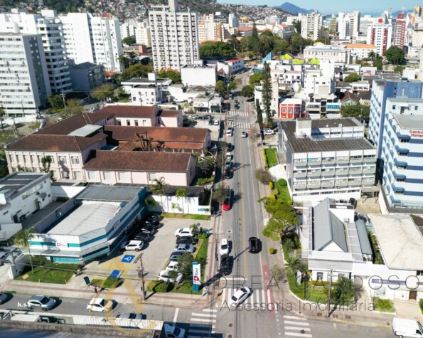 Clínica médica com estrutura completa para locação, Centro, Florianópolis/SC.