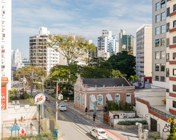 Apartamento à venda – 04 quartos – Mobiliado – Centro, Florianópolis/SC.