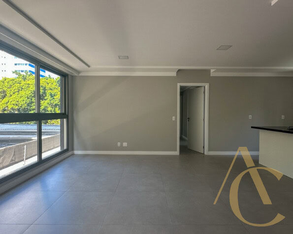 Apartamento para alugar – 03 suítes – Centro – Florianópolis/SC.