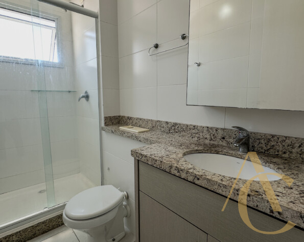 Apartamento para alugar – 02 quartos sendo 01 suíte – Campinas – São José/SC.